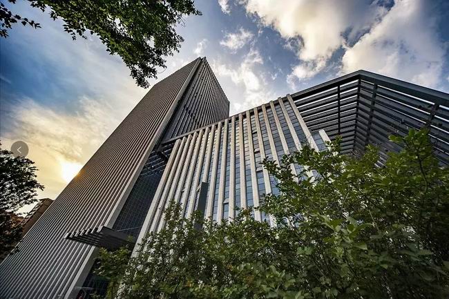 在洛阳，，，，怎样选择写字楼？？？？？